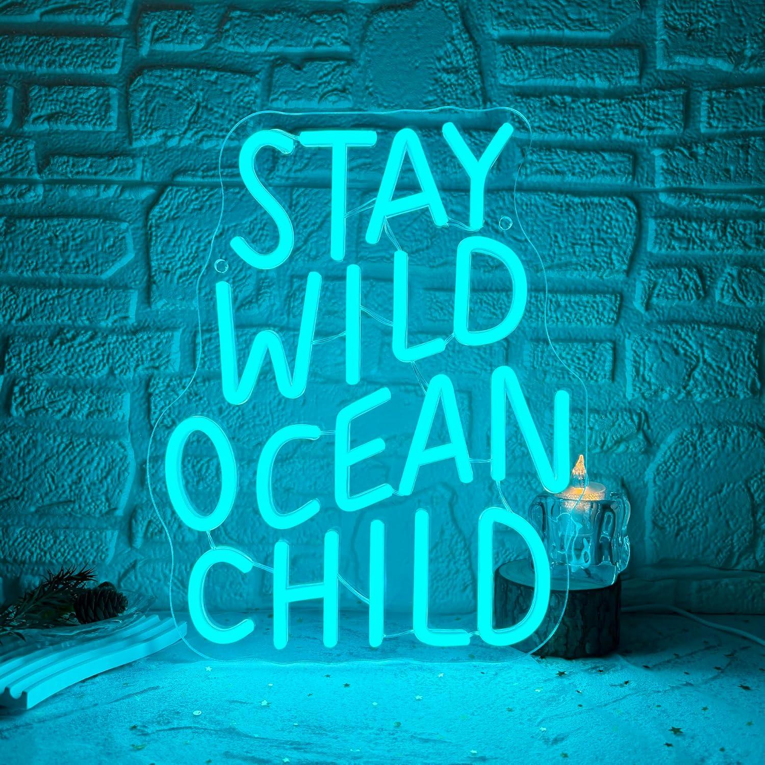 Baby Nursery Ocean Theme - Letreiro Neon 'Stay Wild Ocean Child'